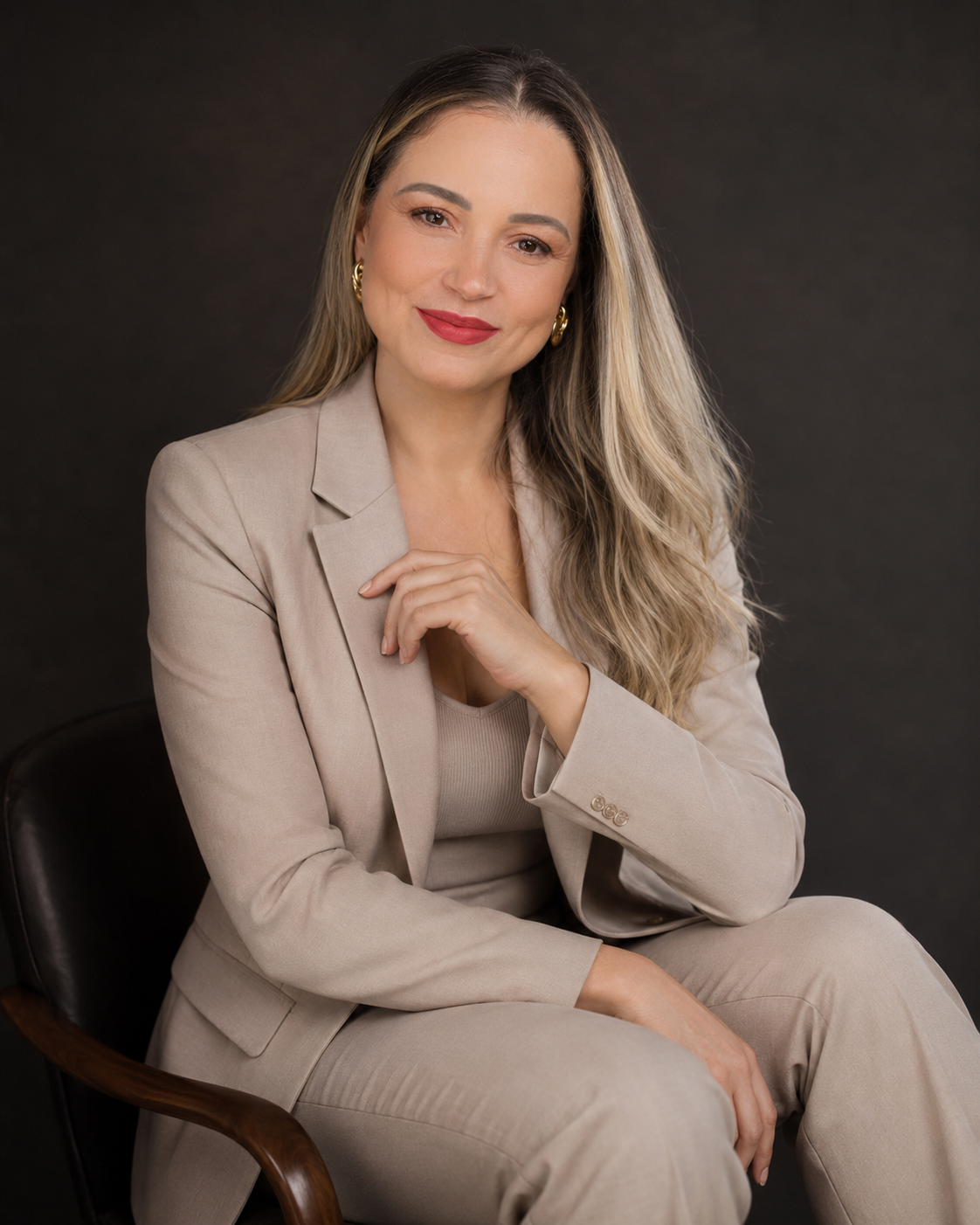 Flávia Mendes, advogada especialista em licitações e contratações públicas